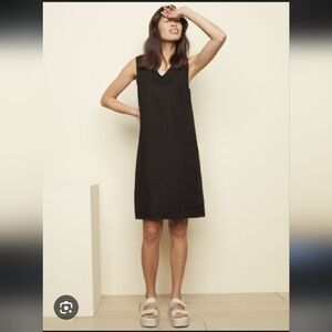 Charlie B 100% linen Dress with pockets